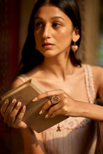 Load image into Gallery viewer, Eve Ring