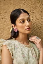 Load image into Gallery viewer, Te Amo Studs