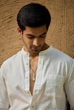 Load image into Gallery viewer, Ivory Bar Chain