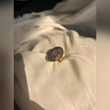 Load image into Gallery viewer, Gul Khaira