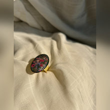 Load image into Gallery viewer, Gul Khaira