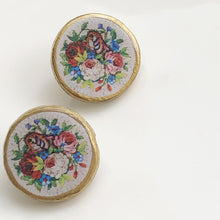 Load image into Gallery viewer, Bouquet Studs