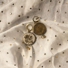 Load image into Gallery viewer, Tinsel Magnolia