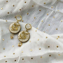 Load image into Gallery viewer, Tinsel Tulip