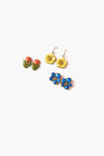 Load image into Gallery viewer, Flower-Power Stud Set
