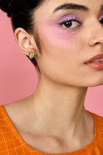 Load image into Gallery viewer, Flower-Power Stud Set
