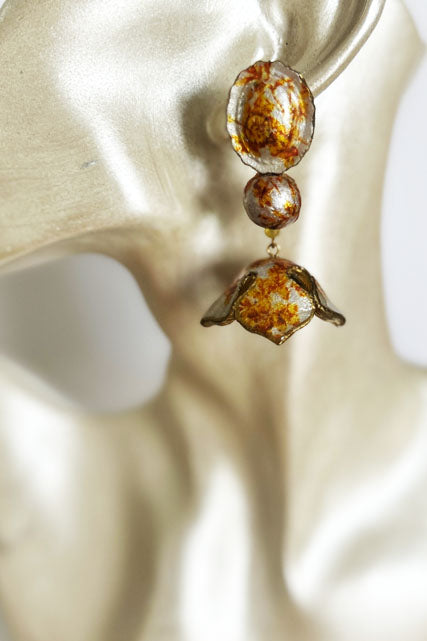 Amaltas Jhumka