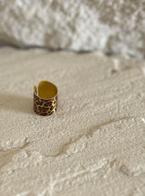 Load image into Gallery viewer, The Wide Leopard Ring

